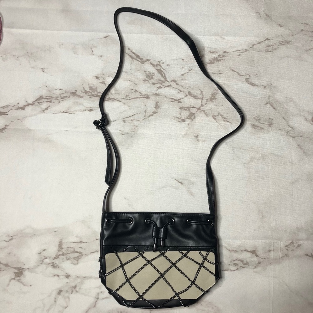 NWOT Black Crossbody Chain Bag